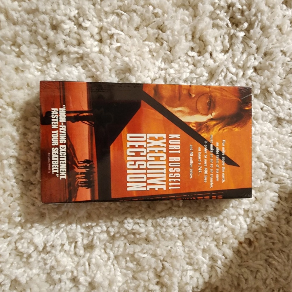 Executive Decision VHS Kurt Russell Sealed Action Movie Collectible‎